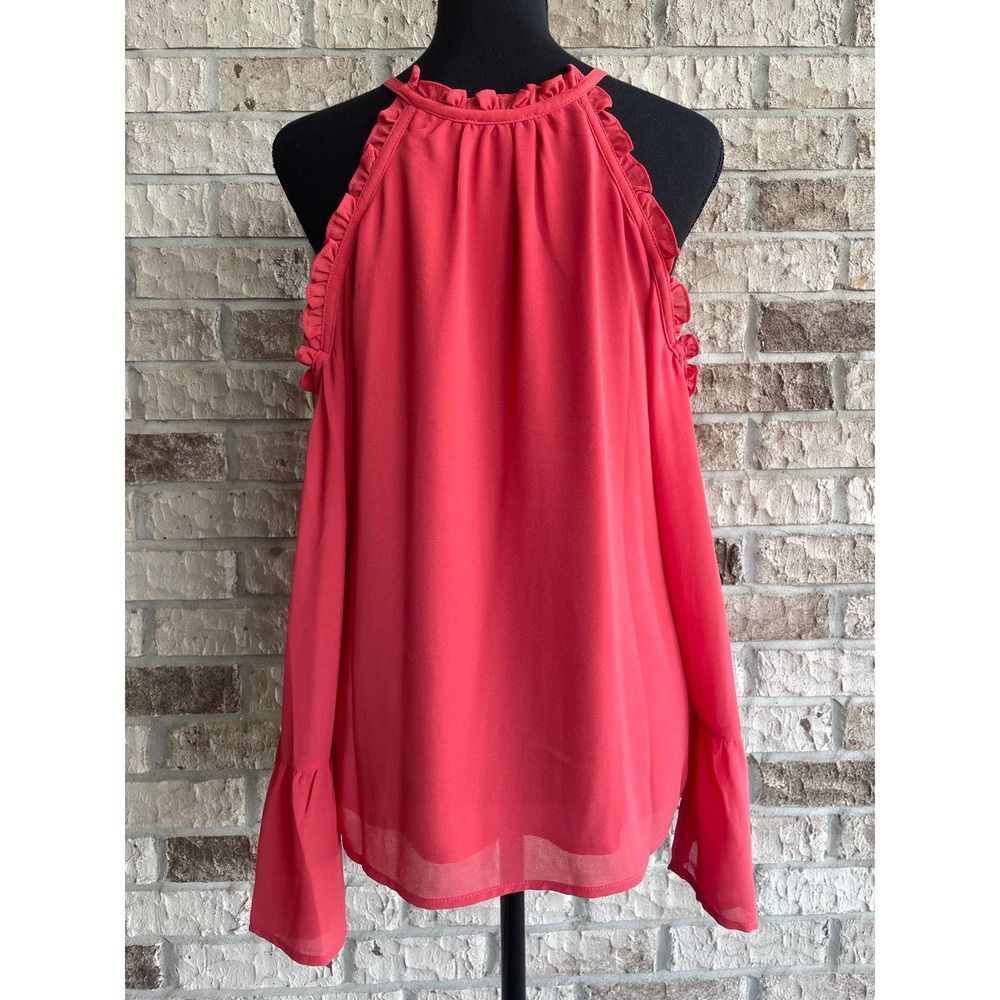 Lucky Brand Cold Shoulder Pleated Neck Peasant Top - Picture 2 of 5